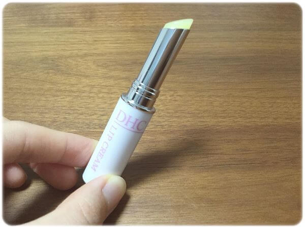 DHC 薬用リップクリーム 色味