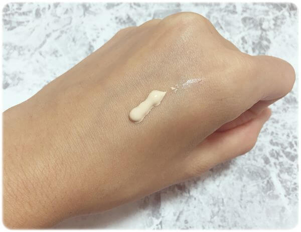 ポアカバーベース使用中