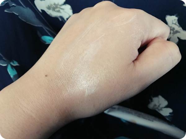 なめらか本舗目元ふっくらクリーム使用後