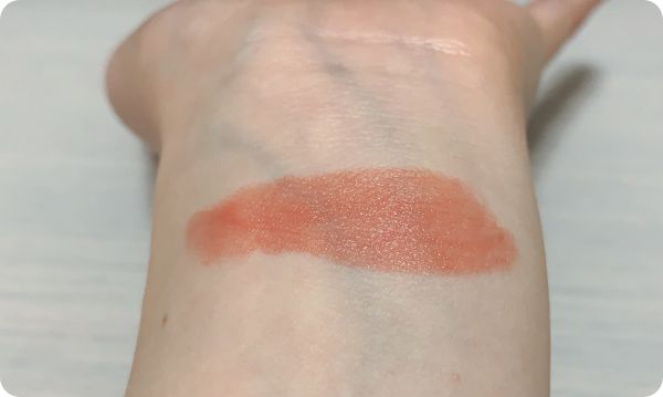 マシュマロルックリップスティック発色