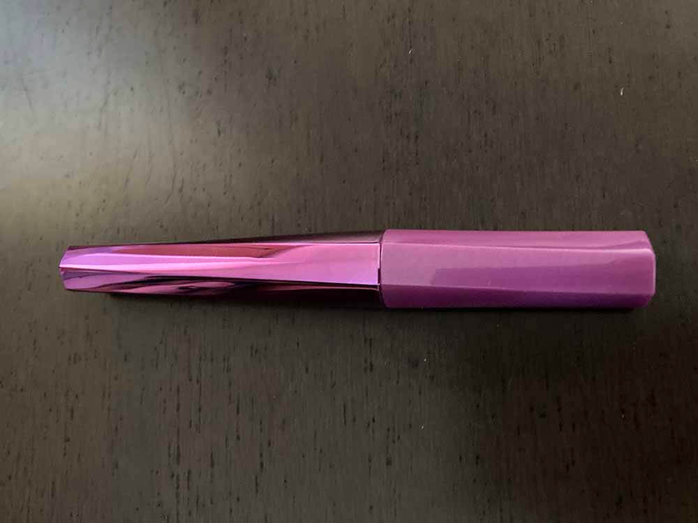 商品の本体に成分表示の記載はないです。