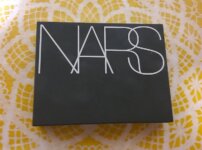 NARS ライトリフレクティングセッティングパウダー プレスト Nの口コミ
